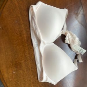 Brand new Aerie bra 36 b cream color